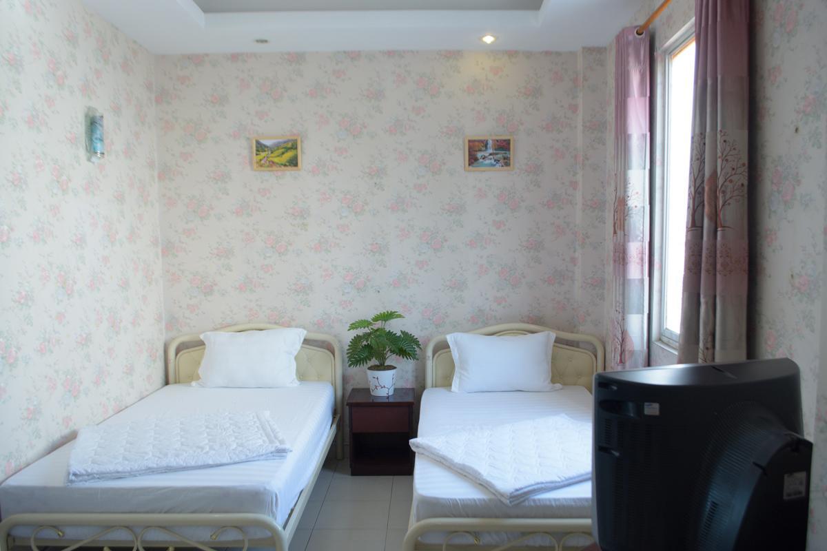 Lucky Hotel Хошимин Екстериор снимка