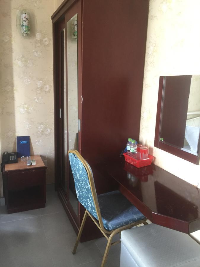Lucky Hotel Хошимин Екстериор снимка