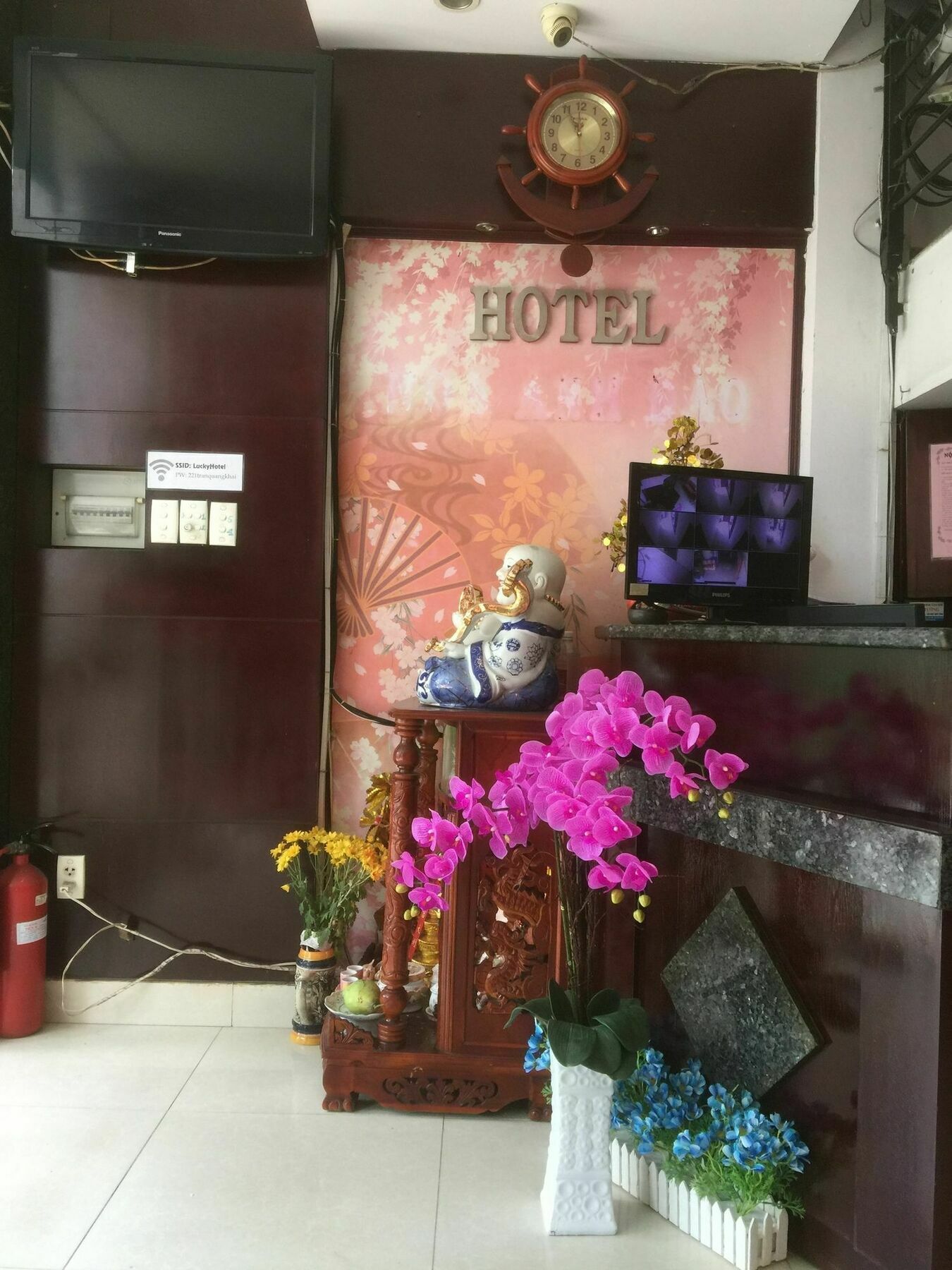Lucky Hotel Хошимин Екстериор снимка